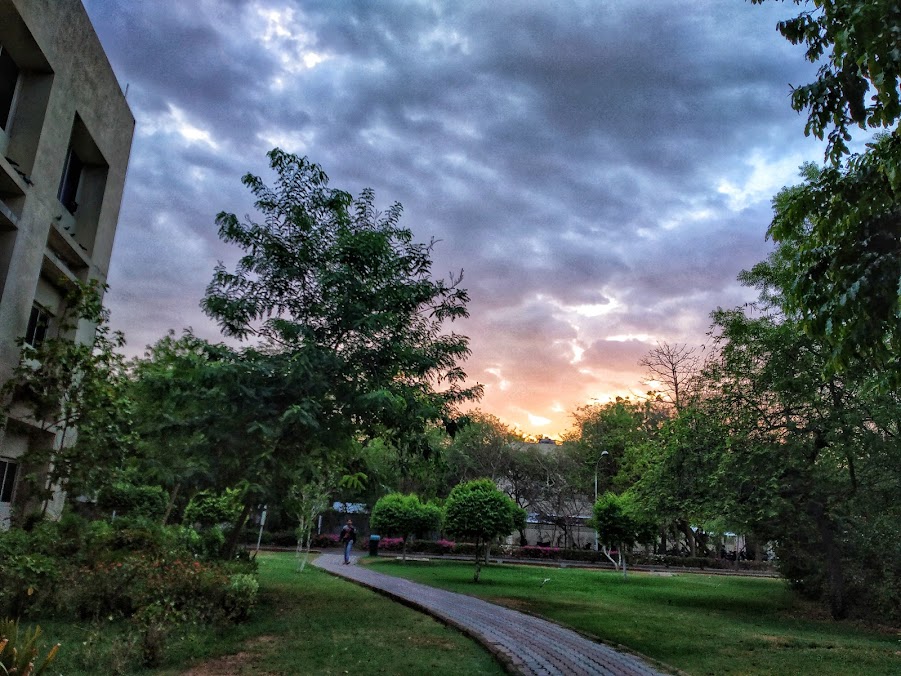 DA-IICT Gandhinagar Image 4