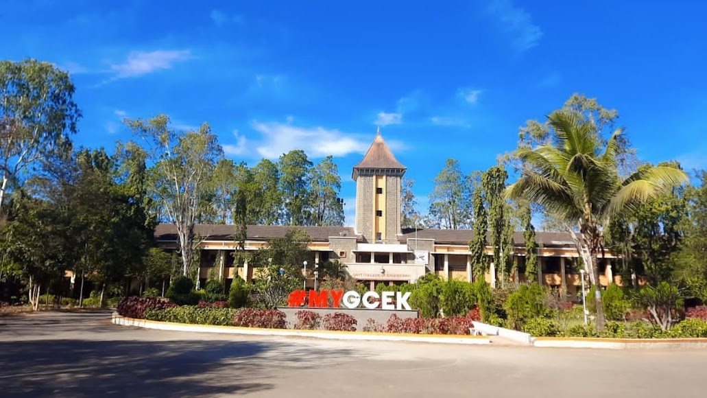 GCOEK Karad Image 16