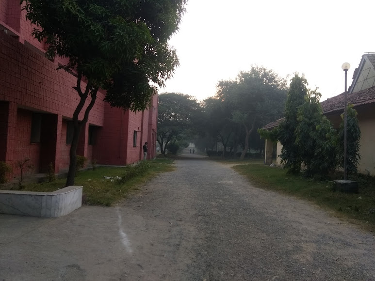 IICT Bhadohi Image 2