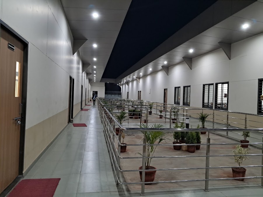 IIIT Surat Image 12