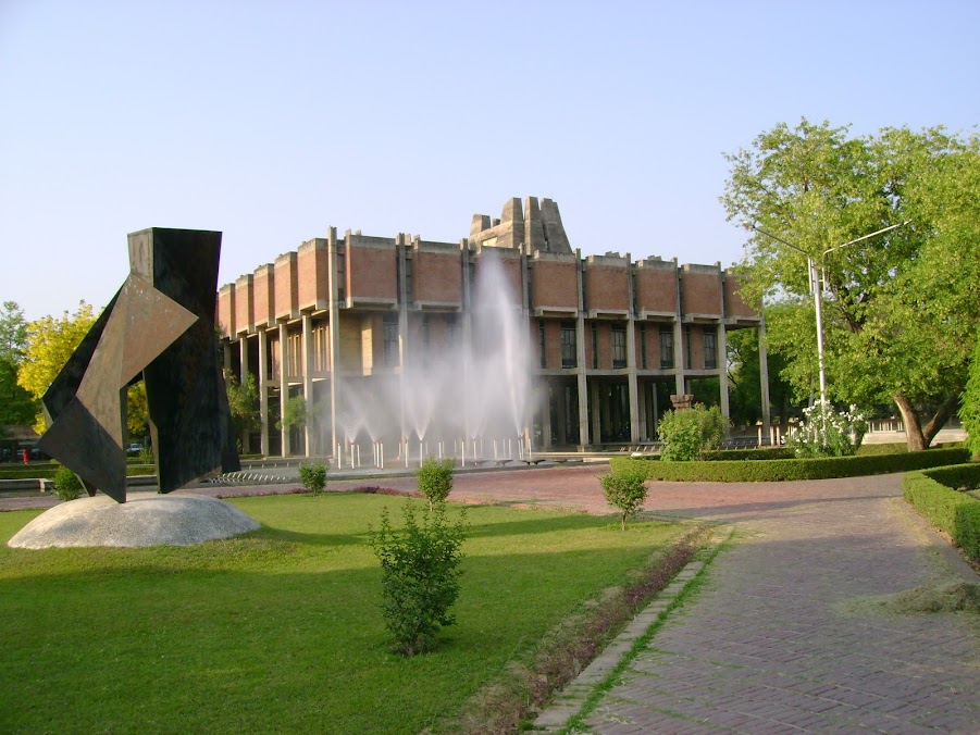 IIT Kanpur Image 18