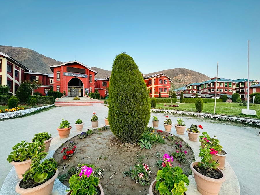 IUST Pulwama Image 15