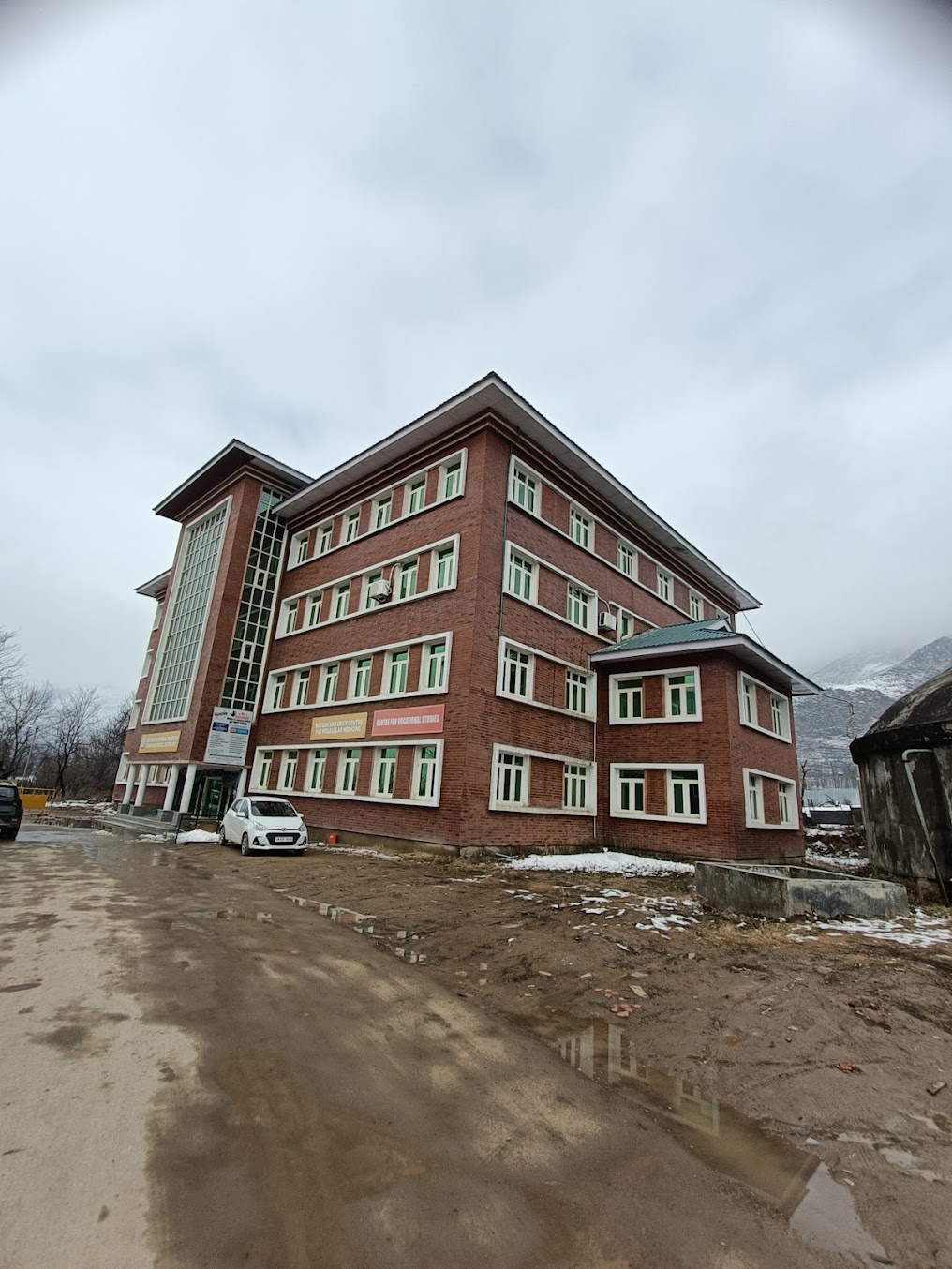 IUST Pulwama Image 19