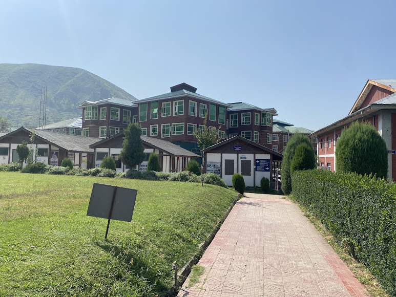 IUST Pulwama Image 24